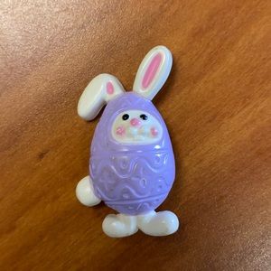 Avon Easter Pin